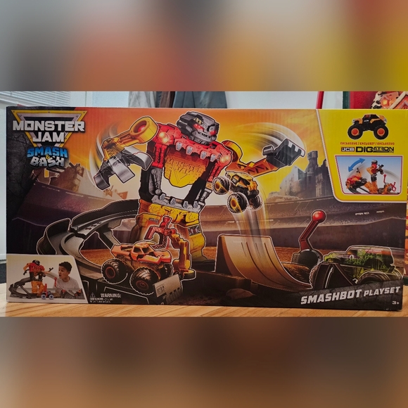 Monster Jam Smash + Bash NEW never opened - Picture 2 of 4